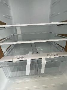 NEW 30" Moffat Top Freezer Fridge (18 Cu.Ft) Stainless Steel - Photo 5