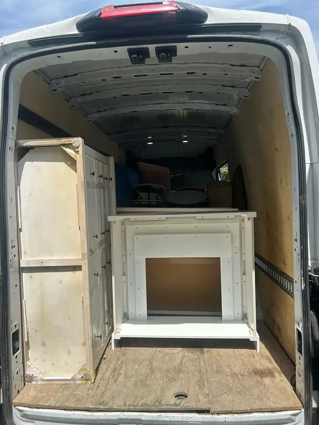 MONTRÉAL → OTTAWA MOVING SERVICE