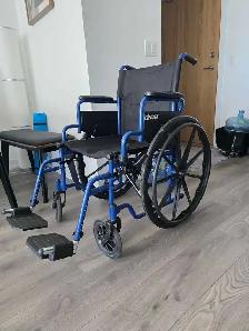 Wheelchair - Photo 2