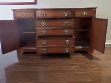 Serpentine-Front Buffet Sideboard - Photo 6