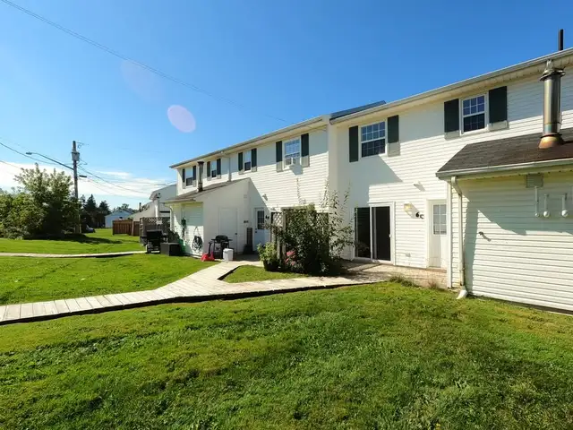 Townhouse in Cornwall, PEI - for rental