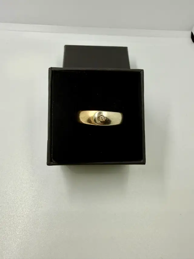Men's 14K White Gold & Gold Band w Small Diamond~Size 8.5