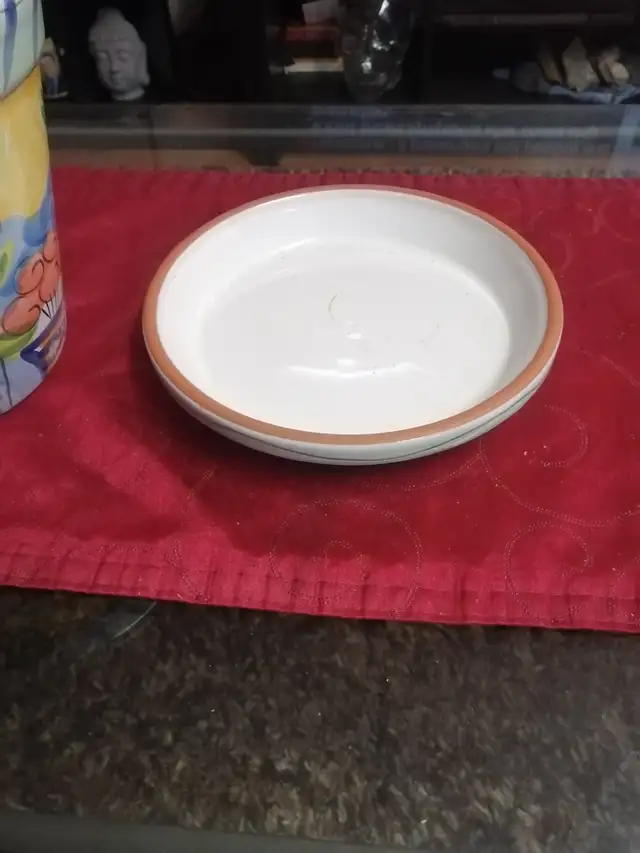 Ceramic flower pot with plate