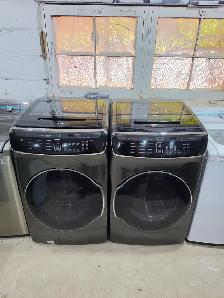 Samsung Flex Duo 27' Black Stainless Front-Load Washer Dryer Set