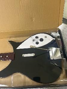 XBOX 360 The Beatles Rock Band Rickenbacker 325 Guitar Boxed - Photo 5