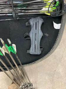Bear Combound Bow - Photo 5