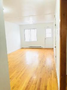 4½ – Électroménagers inclus, 2 chambres près du métro - Photo 2