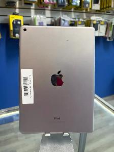 iPad 6th Gen 128gb (Store Warranty)