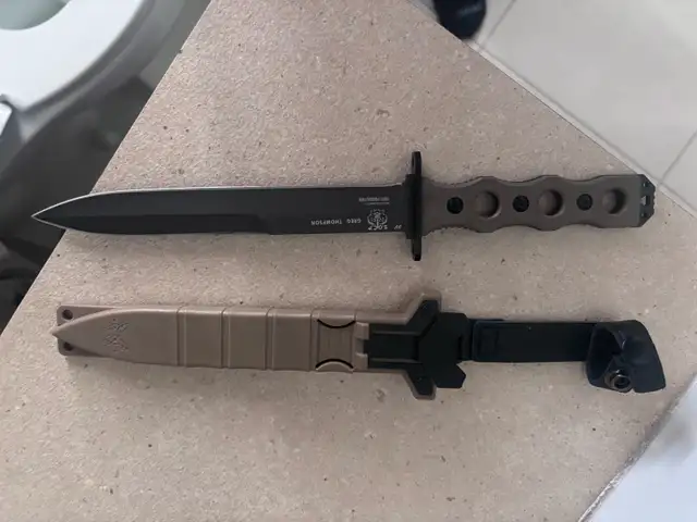 benchmade socp fixed blade dagger