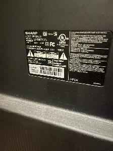 Sharp Aquos 90" TV LC-90LE657U - Photo 2