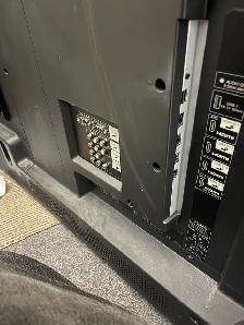 Sharp Aquos 90" TV LC-90LE657U - Photo 3