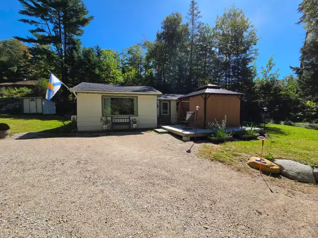 Furnished 2-Bedroom Bungalow — Winter Rental, East River, NS