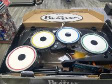 XBOX 360 The Beatles Rock Band Limited Edition Complete - Photo 3