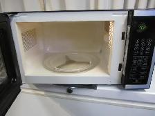 Micro-ondes noir / Black Sunbeam microwave - Photo 3