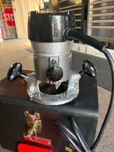 Craftsman Router - Photo 2