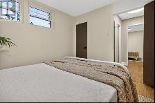 Female Roommate Wanted –$1,300/ mo all inc. Oct 1/26 – Aug 31/27 - Photo 2