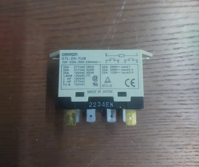 OMRON G7L-2A-TUB – 25A DPST-NO Flange-Mount Power Relay