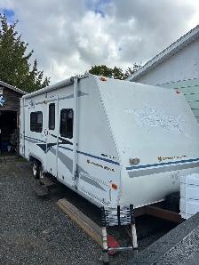 For Sale : 20’ Terry Dakota Travel Trailer