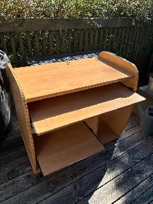 Computer Desk - Photo 2