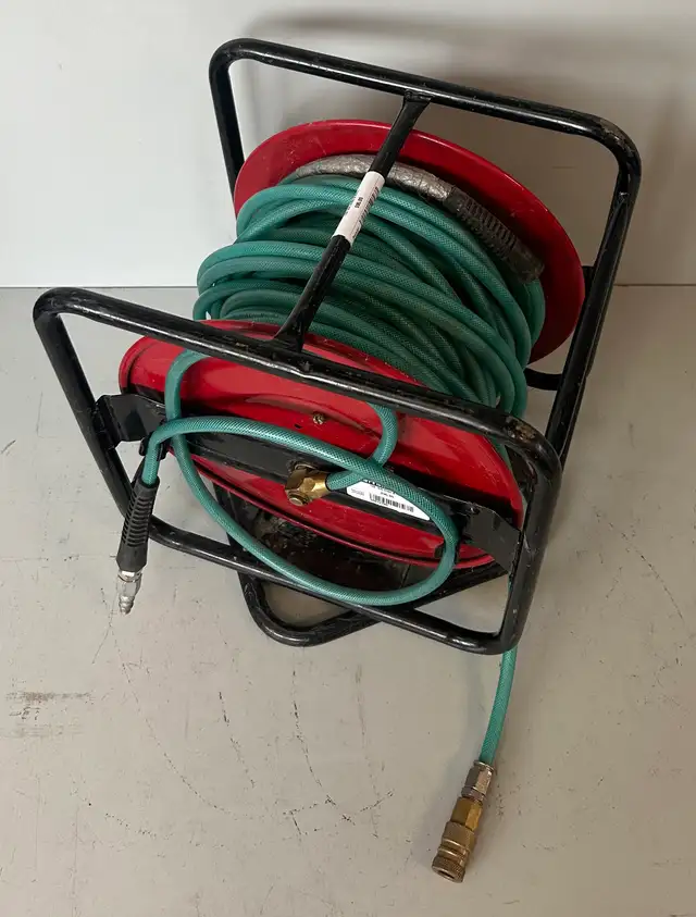 100’ Air Hose & Reel line taped (32012780)
