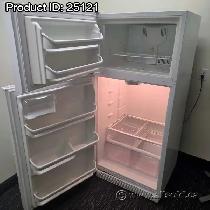 Frigidaire 18.2 cu. ft. White Fridge Refrigerator w/ Top Freezer - Photo 2