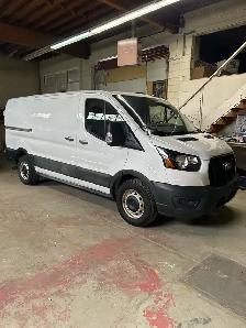 2021 Ford Transit Cargo Van - Photo 3