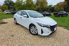 2024 Nissan Sentra S FWD /LOCAL/CLEAN TITLE/ - Photo 2