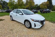 2024 Nissan Sentra S FWD /LOCAL/CLEAN TITLE/ - Photo 3