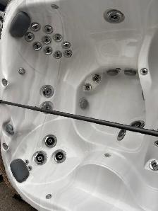 2021 Jacuzzi J355 5-6 Adult Hot Tub with Full Massage Lounger - Photo 2