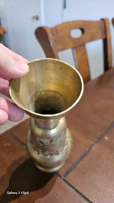 Vase en laiton/brass gravé et émaillée - Photo 3