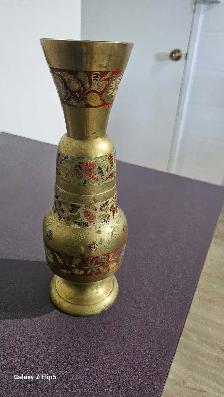 Vase en laiton/brass gravé et émaillée - Photo 5