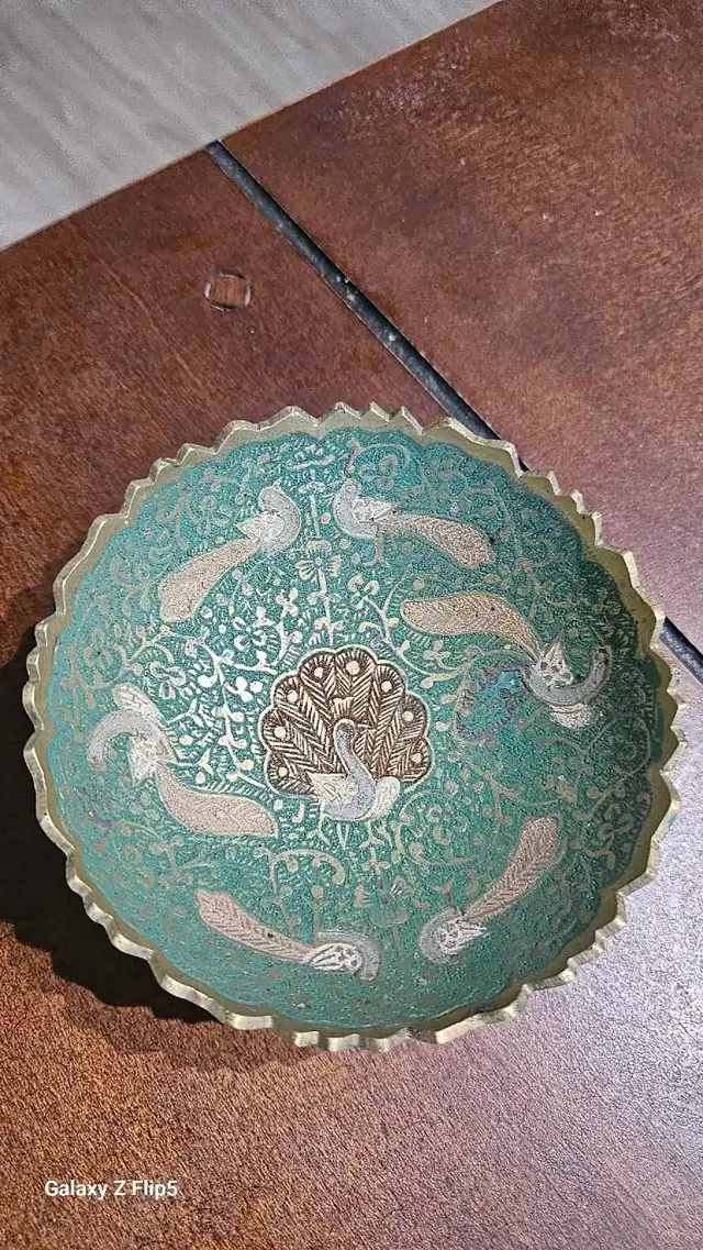 Bol sur pied/coupe vide poche vintage en laiton émaillée Pa