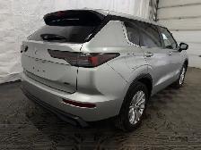 2025 Mitsubishi Outlander - Photo 14