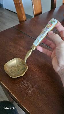 Louche/cuillère ancienne en laiton/brass et porcelaine - Photo 7