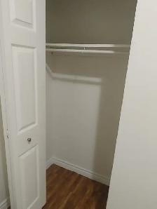 2 bedroom walkout basement for rent in Brampton - Photo 6