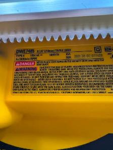 DEWALT 15-amp Corded 10-inch Compact Job Site Table Saw - Photo 3