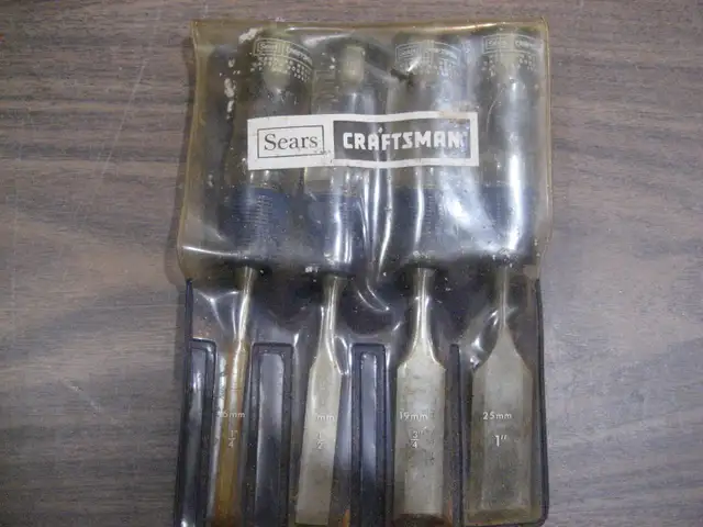 Vintage Sears 4 piece wood chisel set