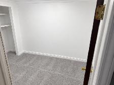 3 bedroom Oct 1 - Photo 2