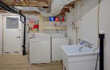 4 Bedrooms | 3 Bathrooms | Luxury Bungalow | $4,400/Month - Photo 11