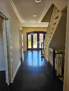 Spacious Rental Near the Lake – 4 Bed, 3 Bath, Sauna, Hot Tub & - Photo 3