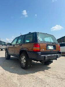 1993 Jeep Grand Cherokee - Photo 4
