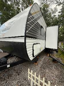 2025 Highland Ridge Open Range 26’ RV Trailer with One Slide - Photo 3