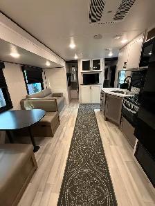 2025 Highland Ridge Open Range 26’ RV Trailer with One Slide - Photo 5
