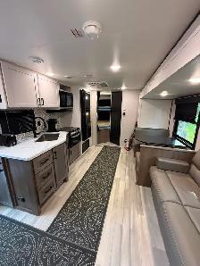 2025 Highland Ridge Open Range 26’ RV Trailer with One Slide - Photo 6