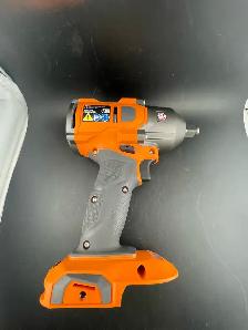 RIDGID 1/2" MID-TORQUE IMPACT WRENCH R86012B - Photo 4