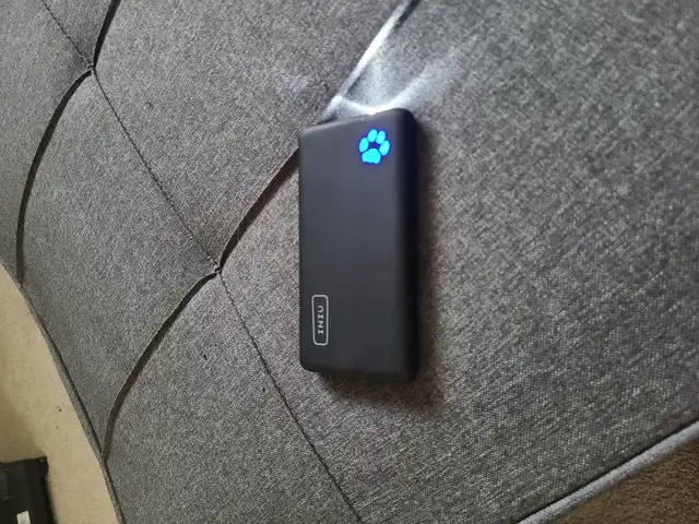 $15 - INUI power bank