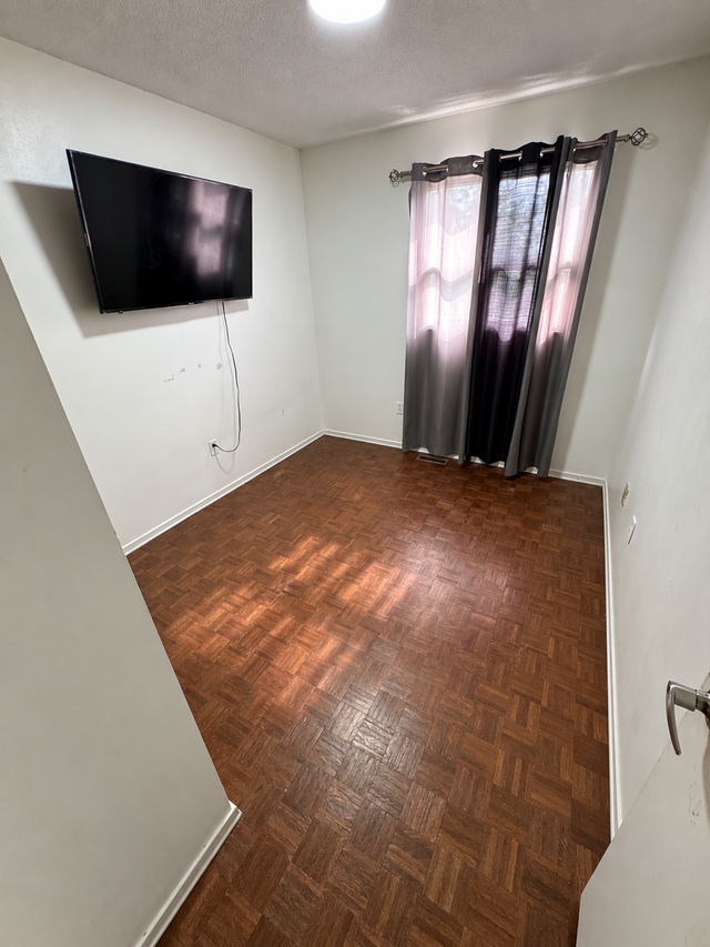 Private Room Available from Oct 01 (Girl or Couple only)