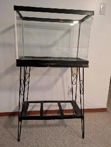20-gallon Aquarium/Fish Tank & Metal Stand
