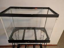 20-gallon Aquarium/Fish Tank & Metal Stand - Photo 2