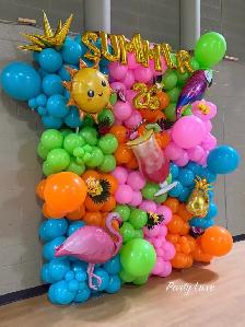 Balloon Decor & Custom Backdrops - Photo 6